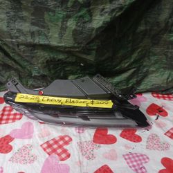 2023-25 Chevy Blazer Right Signal Light 