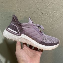 Adidas UltraBoost 2019 Soft Vision/Vision Shade Womens Size 8