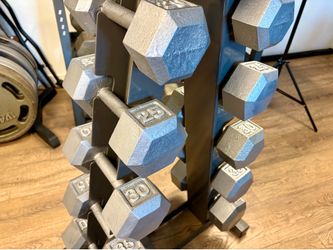 Hex Cast Iron Dumbbells in NEW Condition pairs from 10s to 40s. Total: 350 lbs [NO RACK INCLUDED]