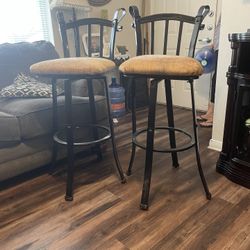  Bar Stools