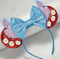 ALLLLL kinds of disney ears super cute!!