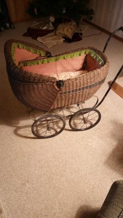 Wicker Doll Carriage 