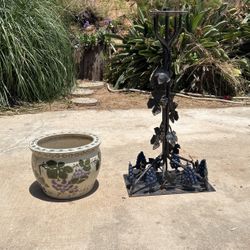Grape Mailbox Stand And Flower Pot