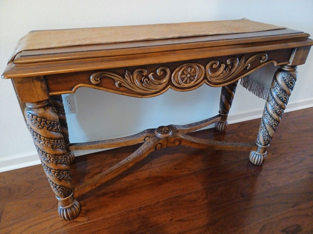 Foyer Table