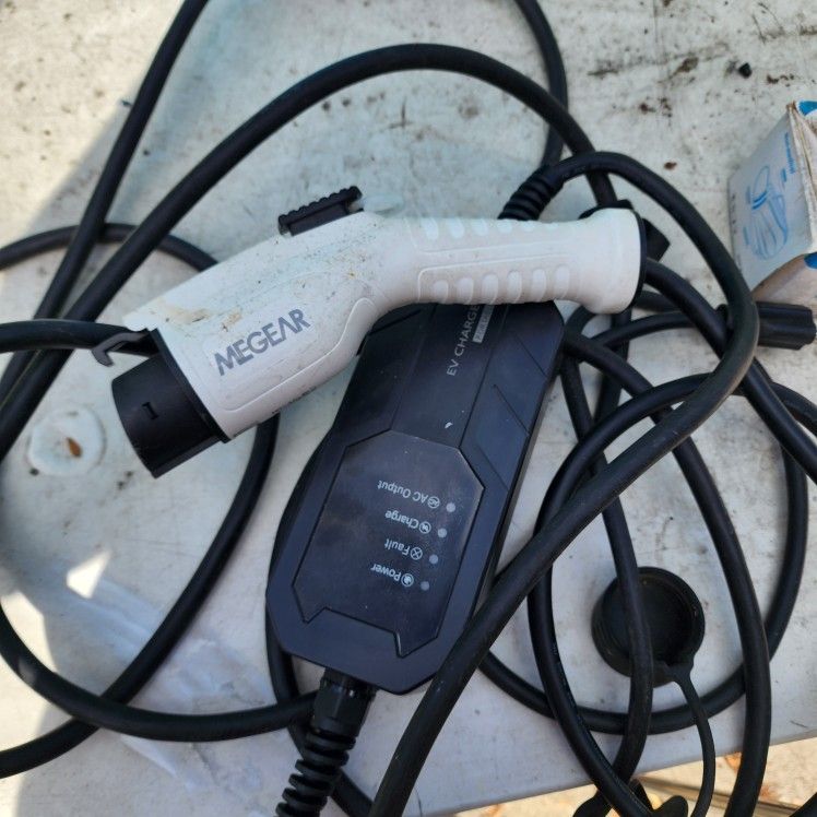 J1772 MEGEAR Level 1 Or Level 2 EV Charger