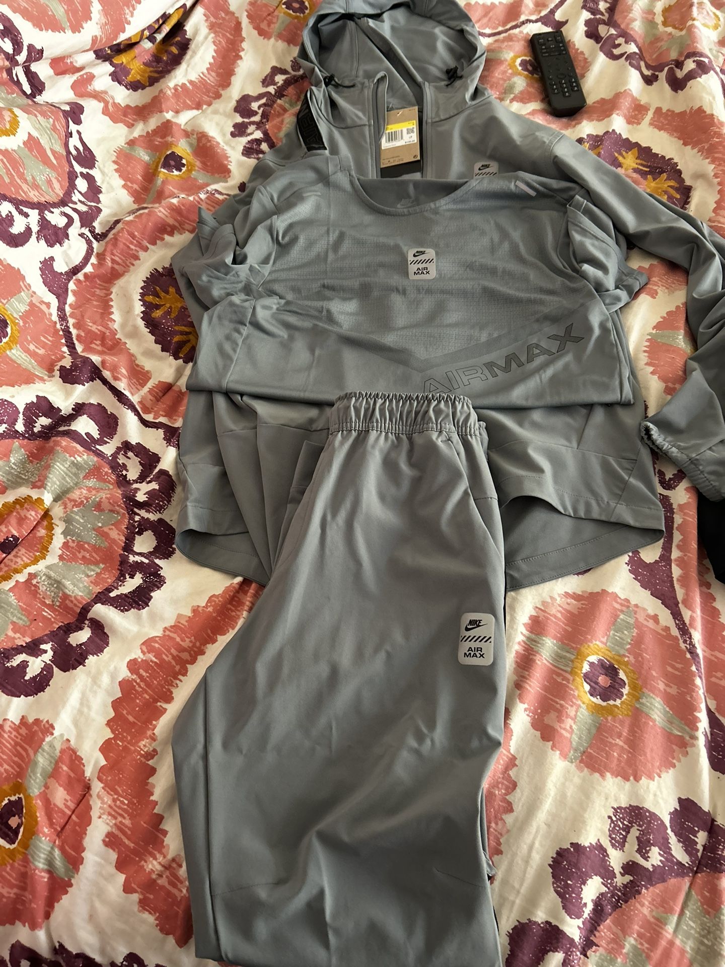 Men’s Nike Air Max Sweat Suit (grey)