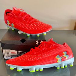 Nee Men's Size 10 Under Armour Soccer shoes
