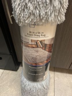 Shag fur rug