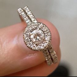 Wedding / Engagement ring set