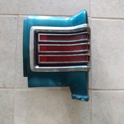 Ply Belvedere Bezel And Tail Light 1966 67