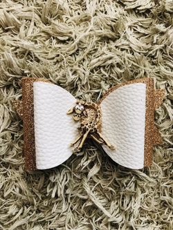 Handmade Zoo Inspired Bow 🦒