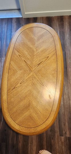 SOLID WOOD COFFEE TABLE