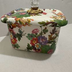 MacKENZIE CHILDS WHITE FLOWER MARKET RECIPE BOX