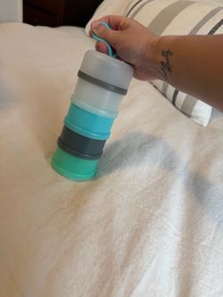 Stackable Formula Dispenser Container
