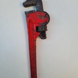 Pipe Wrench 10 Inches