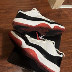 Jordan 11 Low Concord Bred