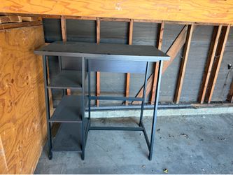 Standing desk