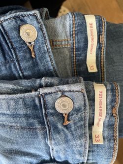 Levi women jeans size 33