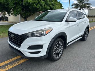 2020 Hyundai Tucson SE