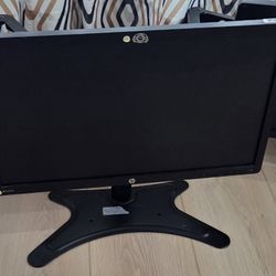  Monitors 