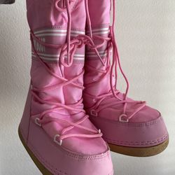 Pink Snow Boots Size 9