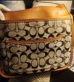 Coach  shoulder bag