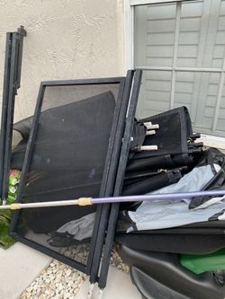 Pool Fence With Self Closing Gate