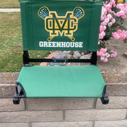 Folding Chairs 