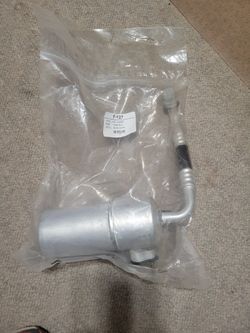 New UAC HA 10299C A/C Accumulator with Hose Assembly