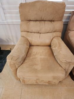 Tan Upholstered Recliner Chai w/ Extended footrest