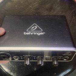 Behringer u-phoria umc22 Audio Interface