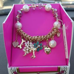 Betsy Johnson charm bracelet
