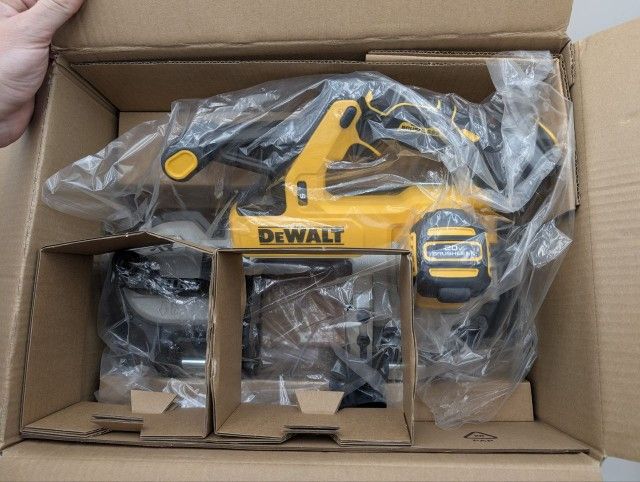 DEWALT 20-Volt MAX 3-3/8 in. CordlessBrushless Bandsaw (Tool-Only)
