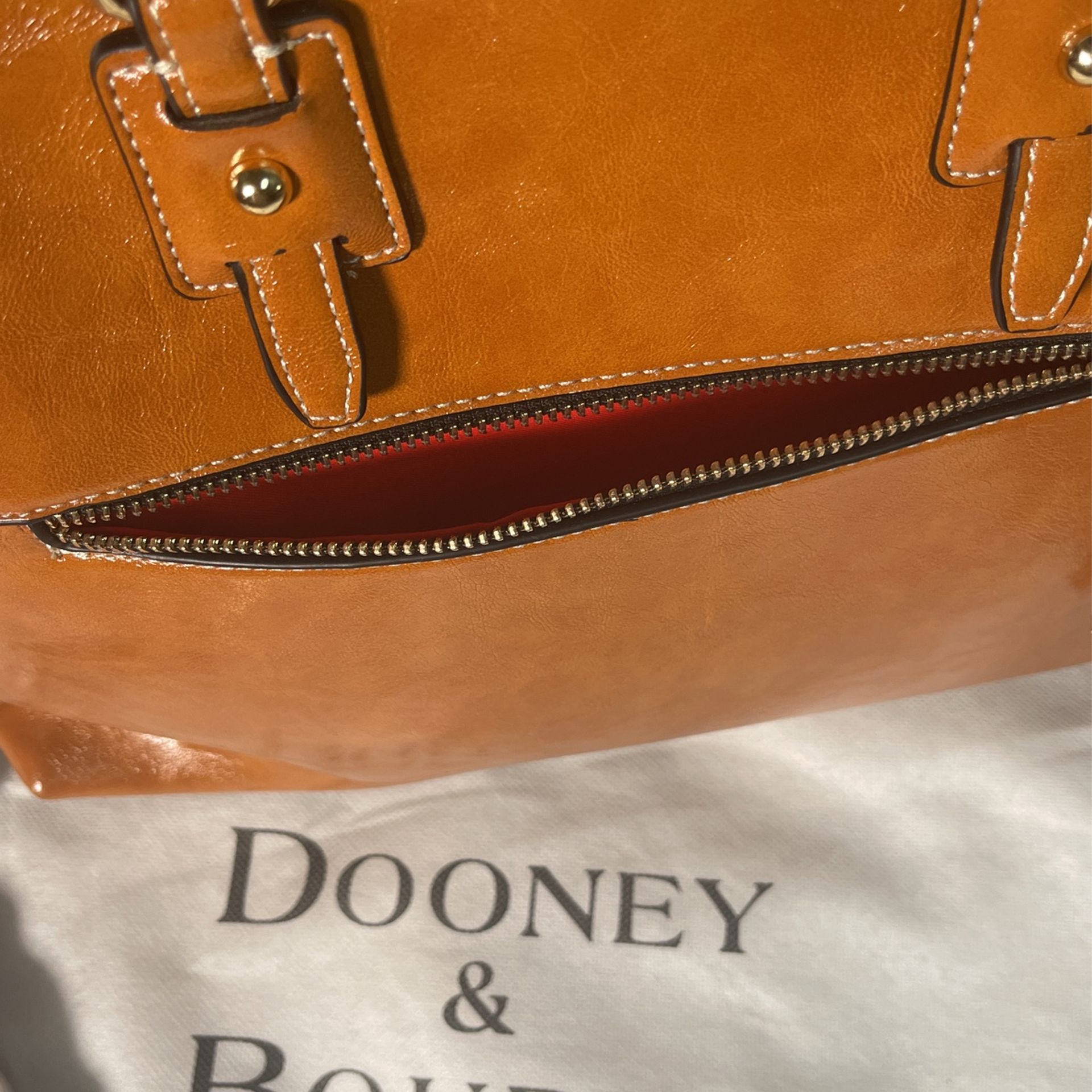 Dooney & Bourke Brown Handbag W/Crossbody Strap NEW! for Sale in Flamingo, FL OfferUp