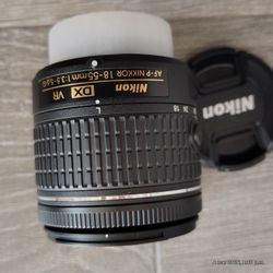 NIKON AF-P  18~55  mm. "VR" 1:3.5~5.6 G