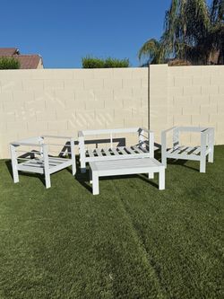 White Outdoor Patio Furniture Set 4-Piece