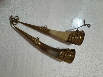 Vintage Handcrafted Natural Horn Drinking Horns w/ Brass Mounts – Pair