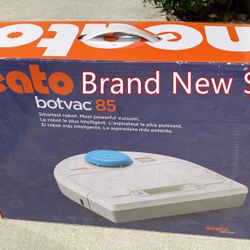Neato botvac 85 cleaning machine