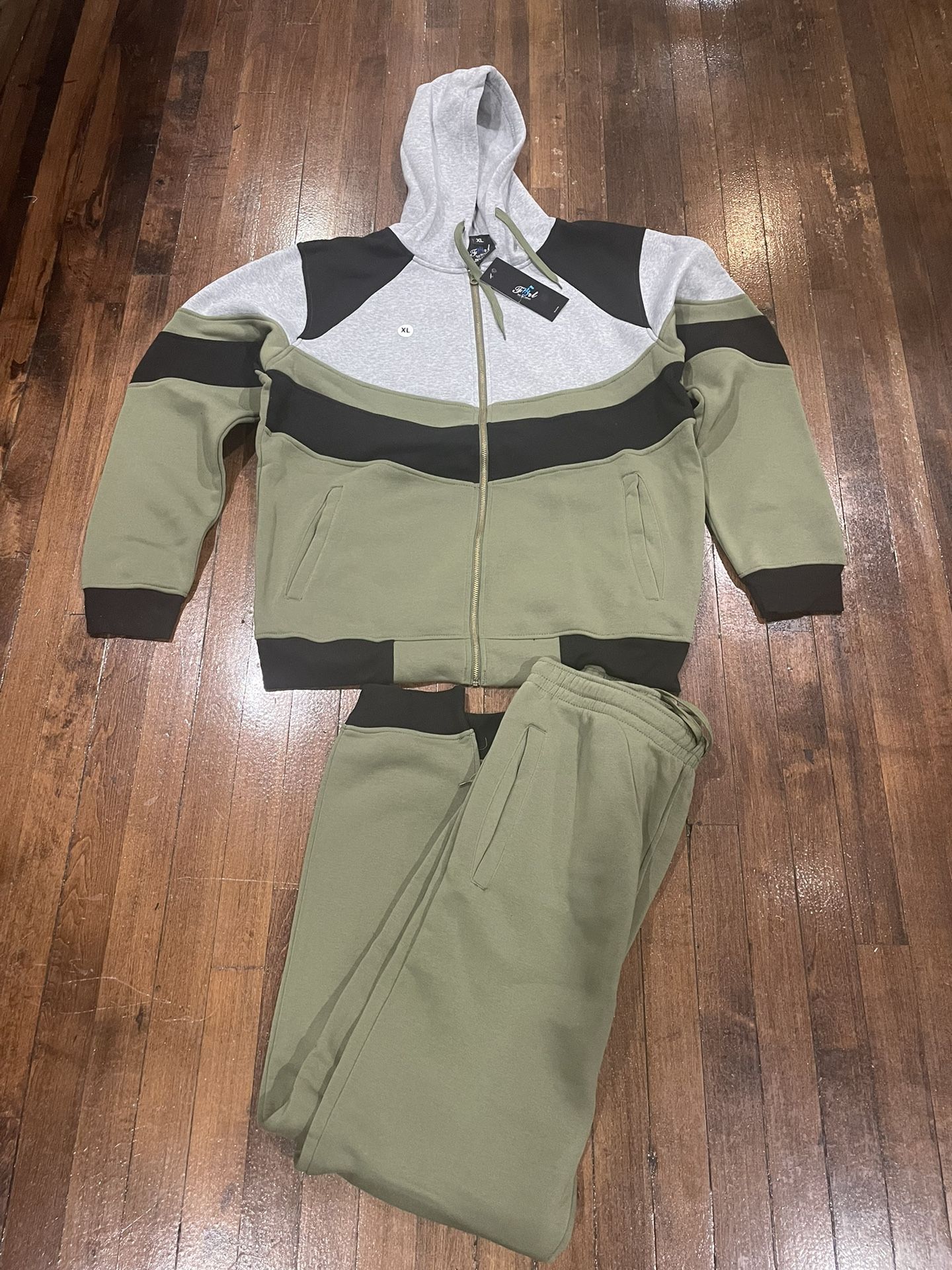 Fort De Fashion Jogger Suit Multi Color Hoody XL