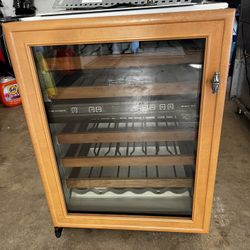 Sub Zero Wine Refrigerator Model 424