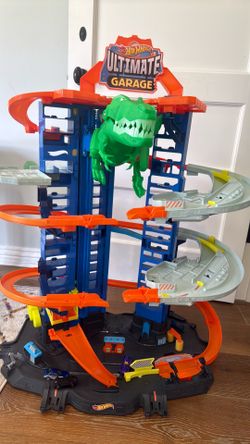 Hot Wheels Ultimate Car Garage