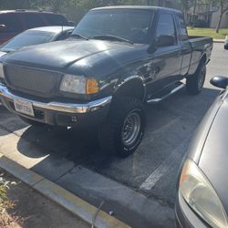 Black 2001 Ford Rager