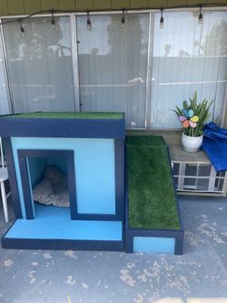Dog house