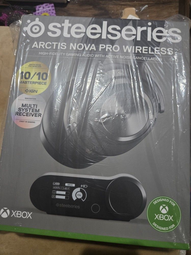 SteelSeries Arctis Nova Pro Wireless Gaming Headset, Xbox Multi-System
Premium Hi-Fi Drivers, Active Noise Cancellation, Infinity Power System, Stealt