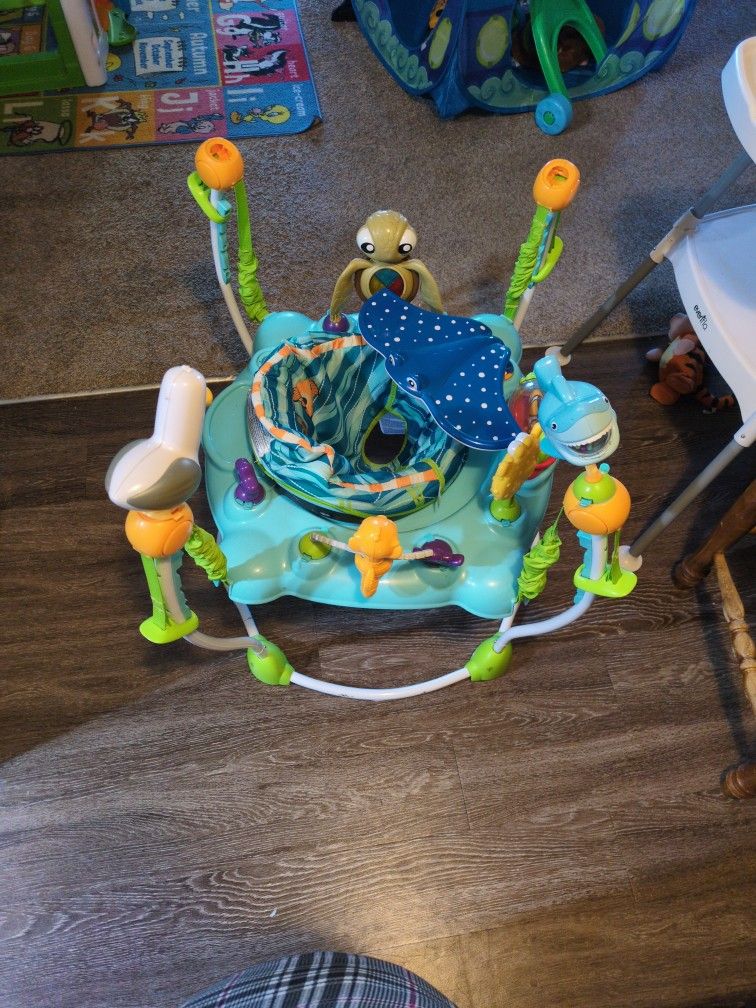 Finding Nemo Baby Bouncer 4months+