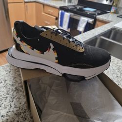 Brand New SIZE 11 MENS