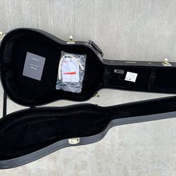 Fender Guitar Hard Case For Acoustic Guitar( New ) 