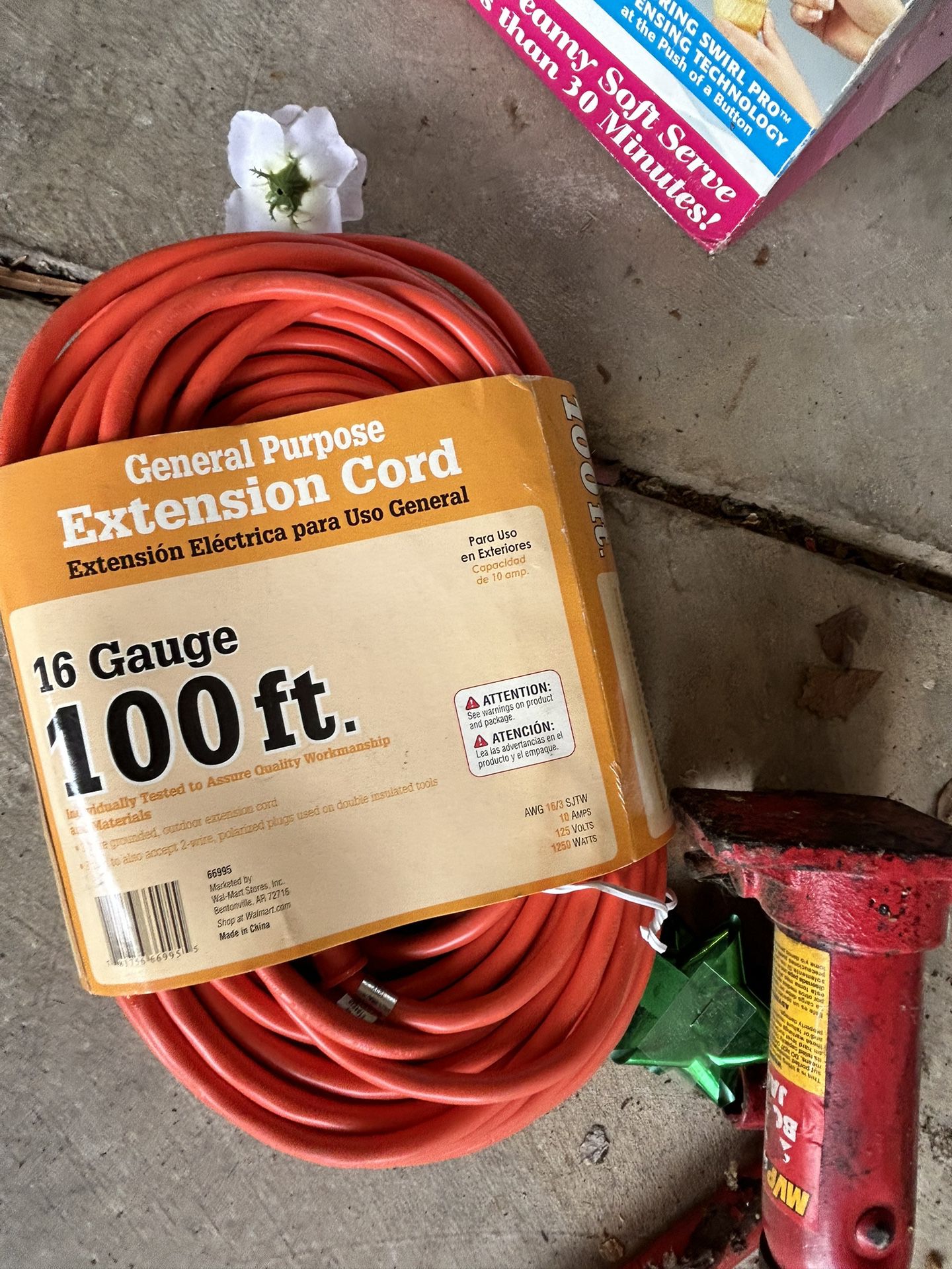 100 Ft Extension Cord 