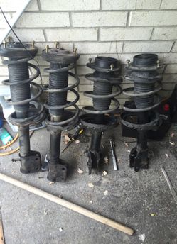 Subaru Impreza struts