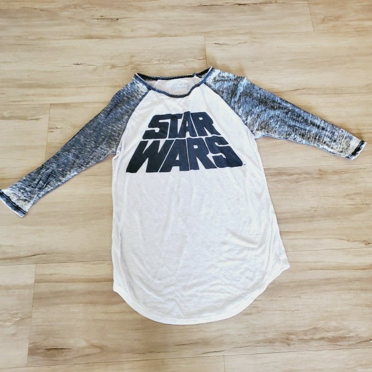 Star Wars Distressed T- Shirt Women's Medium